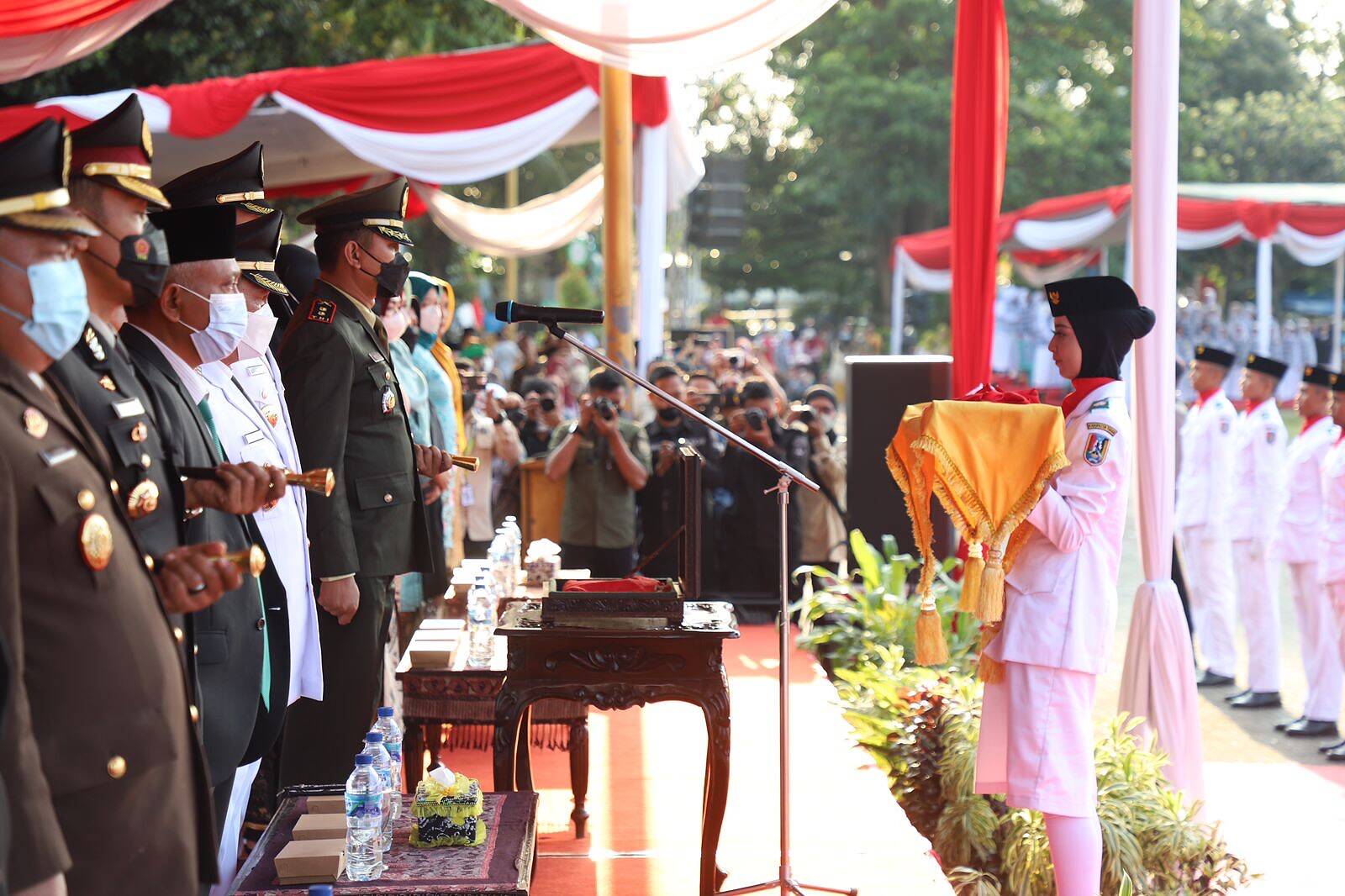 Masyarakat Antusias Ikuti Upacara, Mas Bupati Sampaikan Terimakasih