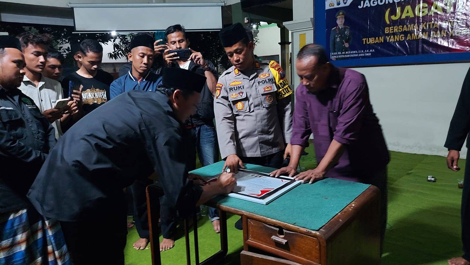 Kapolsek Widang Hadirkan Perwakilan Perguruan Silat, Tandatangani Kesepakatan Bersama