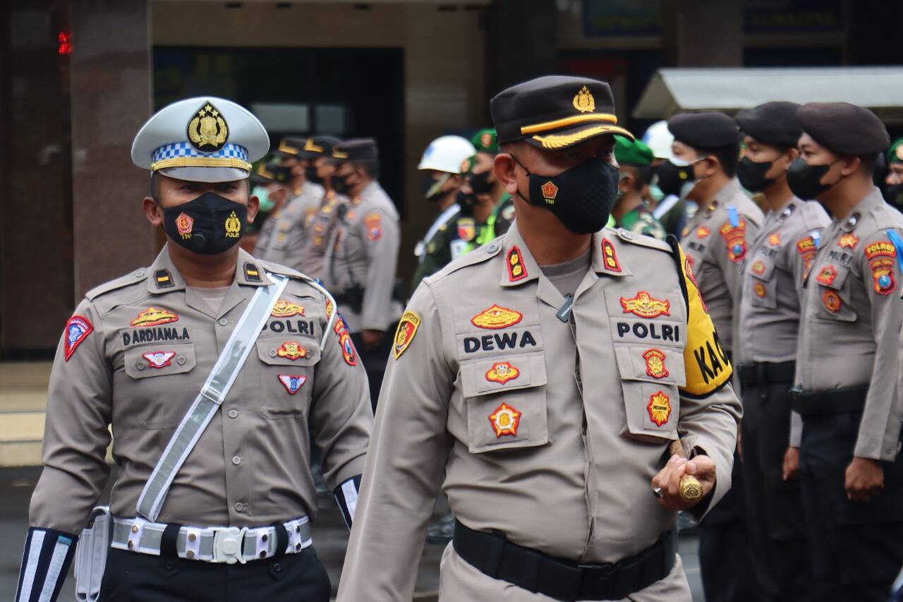 Kapolres Lumajang Pimpin Apel Gelar Pasukan Operasi Zebra 2022