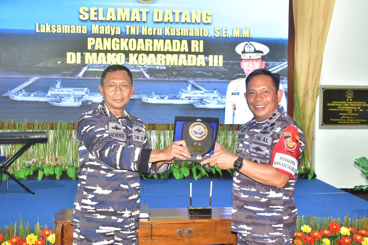 Pangkoarmada RI Kunjungi Koarmada III