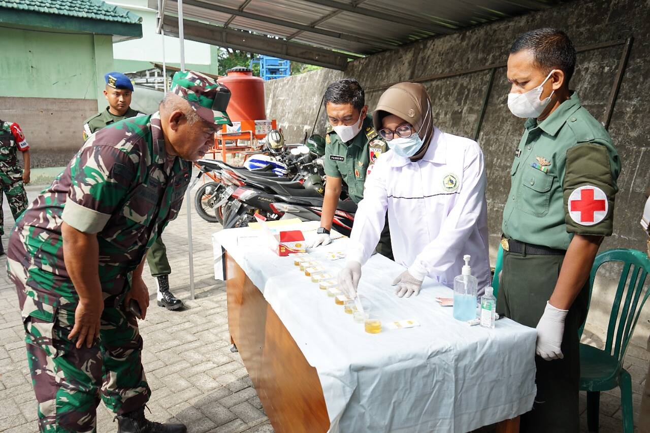 Korem 081/DSJ Laksanakan Tes Urine Secara Acak, Ini Hasilnya