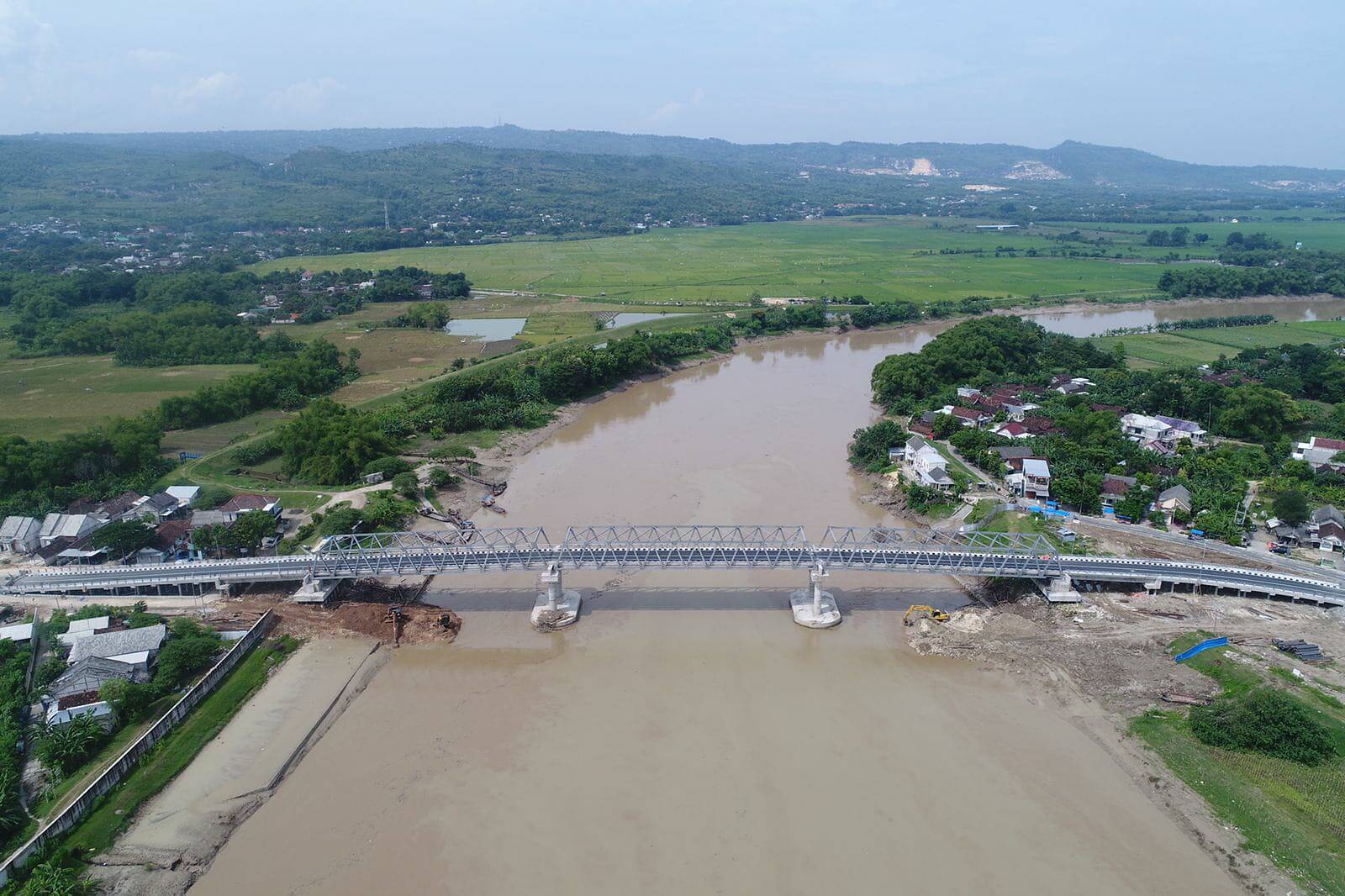 Pemkab Bojonegoro Tuntaskan 2 Jembatan Penghubung Antar Kabupaten dalam 2 Tahun