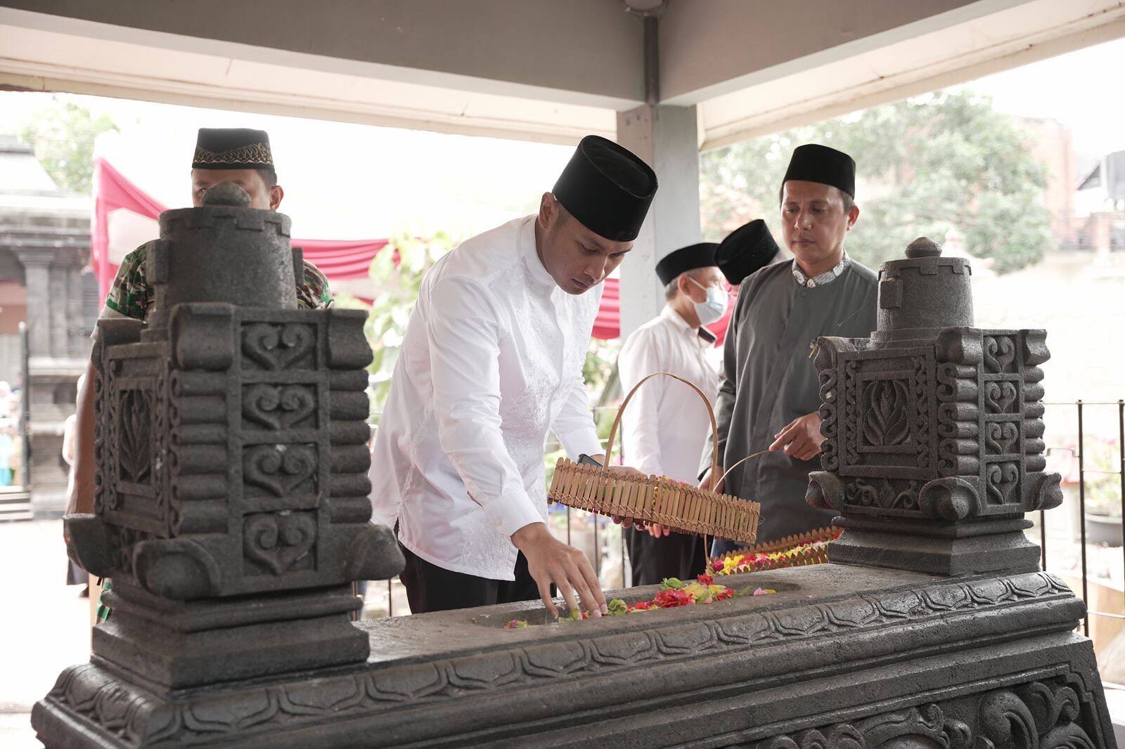 Rangkaian HJT ke-729, Forkopimda Tuban Ziarah ke Makam Leluhur