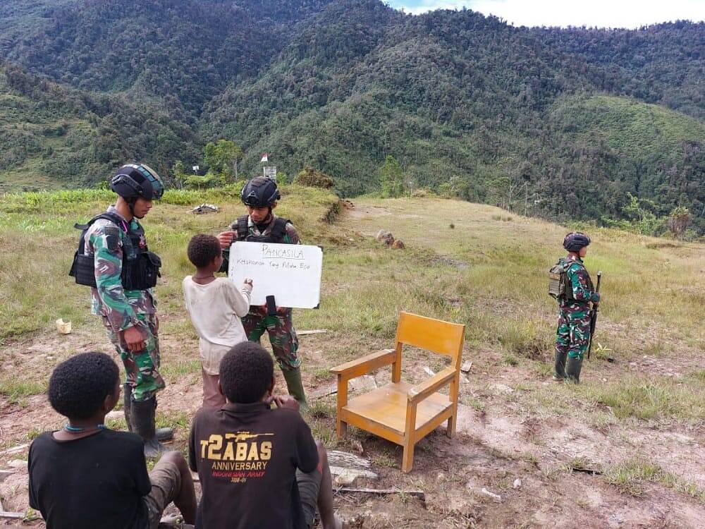 Prajurit Kostrad Siapkan Calon-Calon Pemimpin Masa Depan Dari Papua