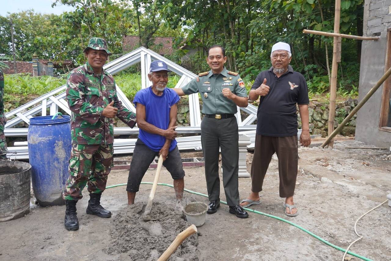Dandim 0726/Sukoharjo Cek Langsung RTLH Di Desa Tawang Weru Sukoharjo