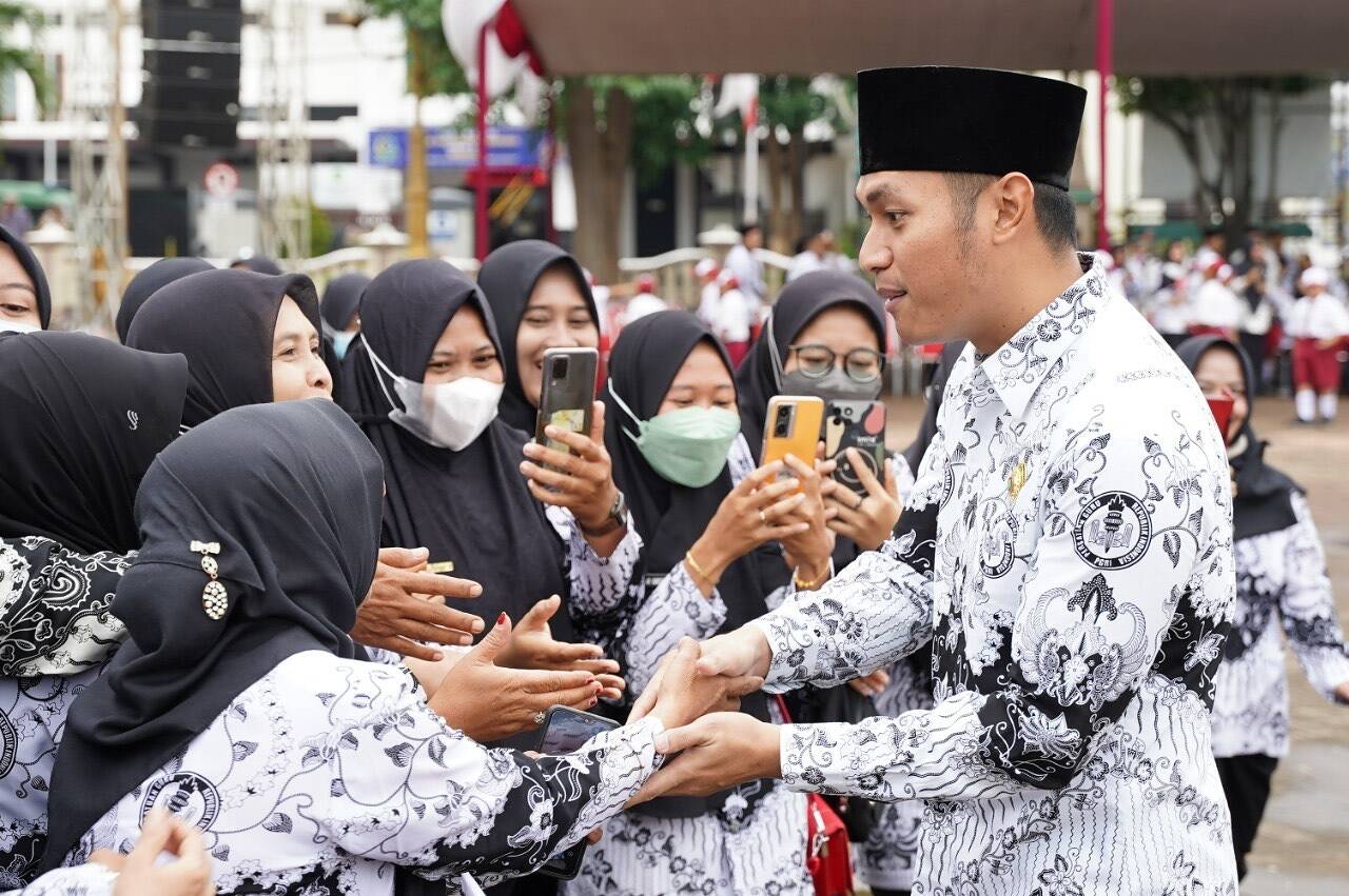 Mas Bupati Harapkan PGRI Jadi Rumah dan Solusi Bagi Guru di Tuban