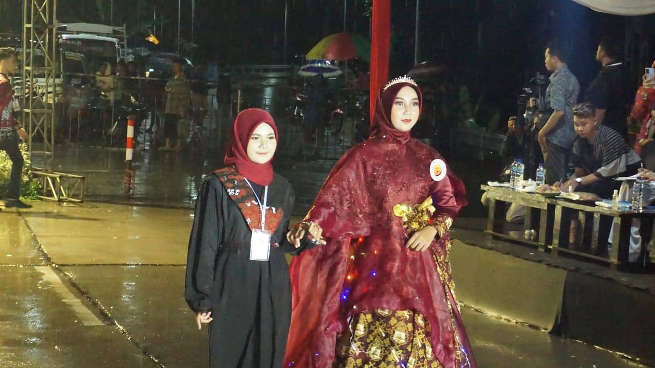 Bojonegoro Nglenyer Fashion Festival Zona 2 Berlangsung Penuh Semangat