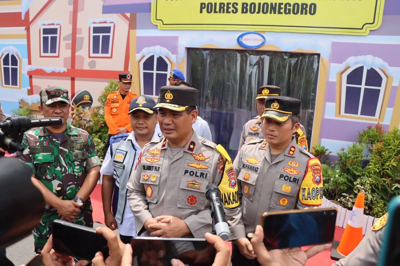 Waka Polda Jatim Cek Kesiapan Pengamanan Perbatasan Jatim – Jateng Jelang Tahun Baru