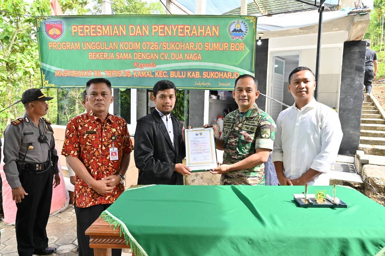 Dandim 0726/Sukoharjo Serahkan Bantuan Sumur Bor untuk Petani Porang