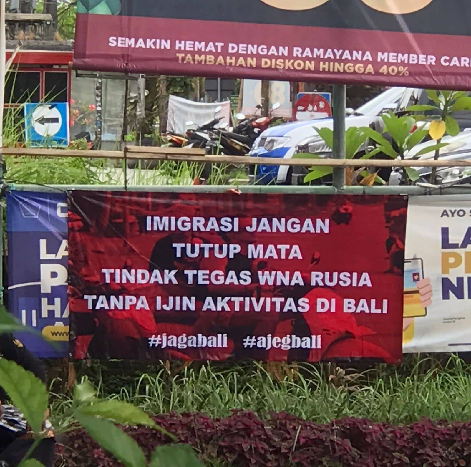 Imigrasi Bali Jawab Spanduk Bernada Sentilan dengan Data Kinerja