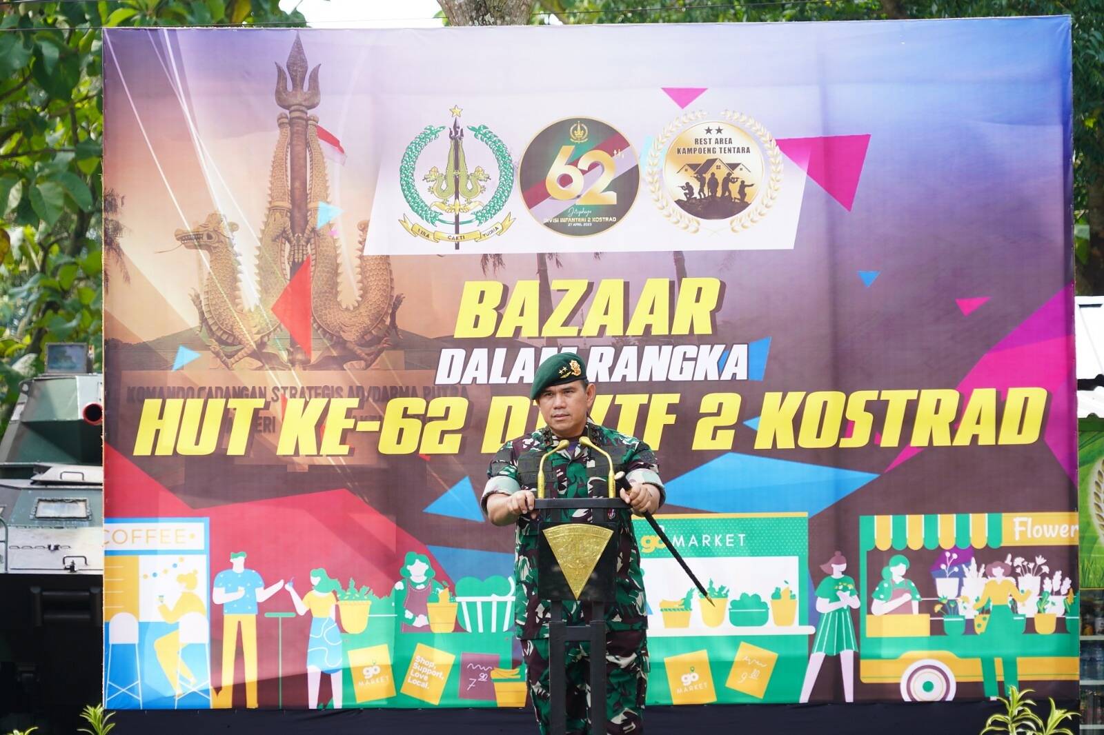 Peringati HUT ke-62 Divif 2 Kostrad Gelar Bazar