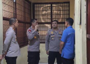 Supervisi di Polres Bojonegoro, Dir Tahti Ingatkan Personel Rutin Cek Ruang Tahanan