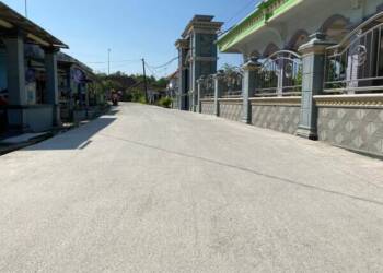 Rasakan Manfaat Jalan Nglenyer, Warga Tondomulo Inginkan Pembangunan di Bojonegoro Berkelanjutan