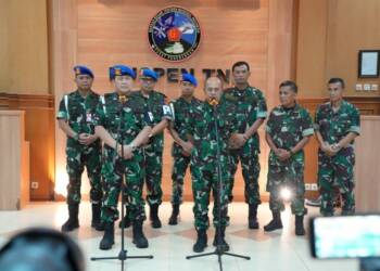Kapuspen TNI: Pencopotan Banner Foto Capres Ganjar Pranowo di Lahan TNI Sesuai Prosedur Demi Jaga Netralitas