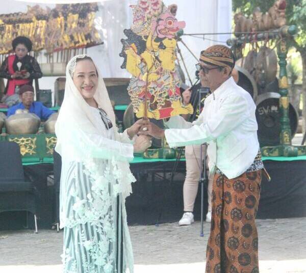 Sakral, Ruwatan Murwakala di Kayangan Api Bojonegoro.