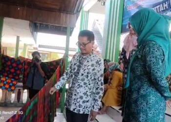 Kuatkan Ekonomi Keluarga, Anggota DPRD Jatim Fraksi PKB Gelar Pelatihan Batik di Desa Bulu – Bojonegoro.