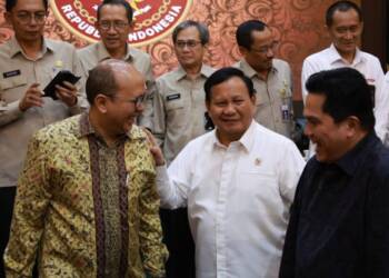 Menhan Prabowo Pimpin Rapat Pleno KKIP 2023, Tekankan Pentingnya Rekomendasi dan Evaluasi.