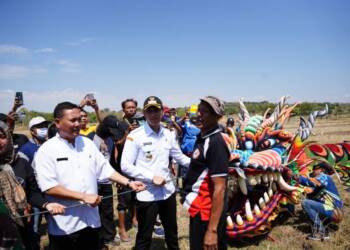 Hadiri Festival Layang-layang, Bupati Berharap Bisa Jadi Event Tahunan