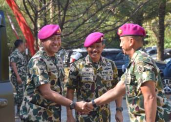 Komandan Pasmar 3 Hadiri Upacara Pembaretan Prajurit Muda Korps Marinir.