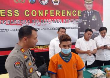 Satnarkoba Polrestabes Surabaya Bekuk Kurir Narkoba, Ribuan Pil Ekstasi dan Sabu Diamankan