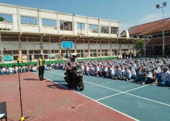 Satlantas Polres Bojonegoro Berikan Edukasi Tertib Berlalu Lintas Kepada Pelajar