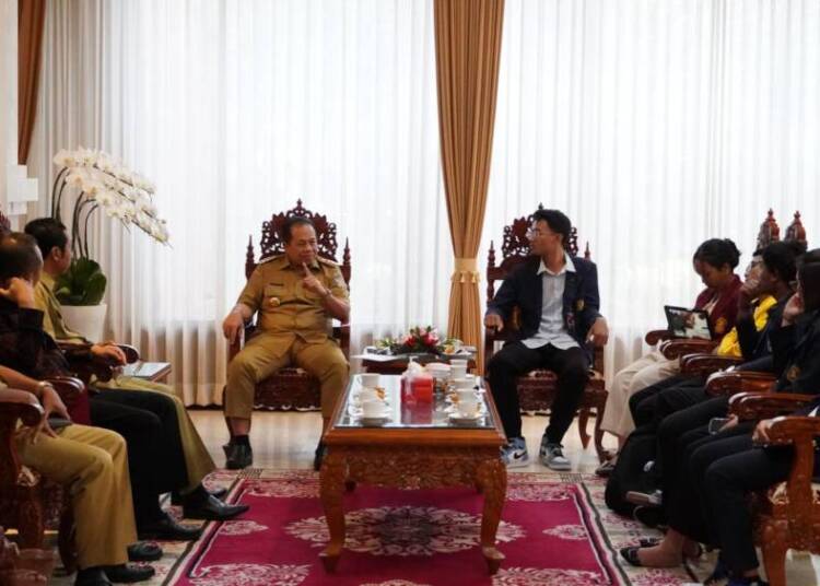 Pj. Gubernur Bali Terima Aspirasi BEM Universitas se-Bali.