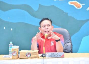 Kepala Bakamla RI Terima Laporan Peserta Pelatihan SAR 2023.