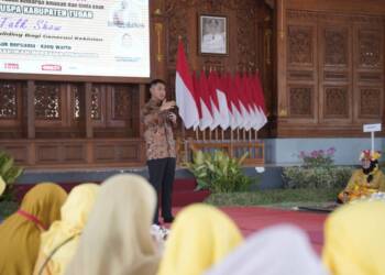 Bupati Tuban Luncurkan Program Sepatu Kaca.