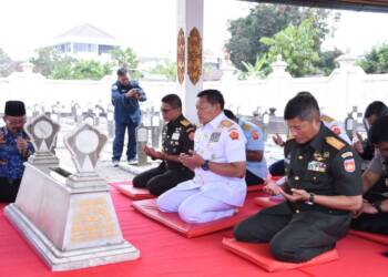 Jelang HUT TNI ke 78, Panglima TNI Ziarah ke Makam Jenderal Soedirman