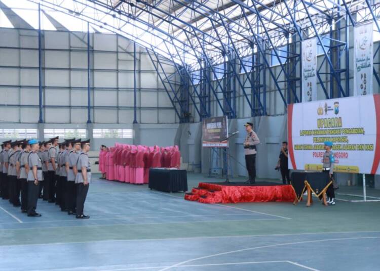 Kapolres Bojonegoro Pimpin Sertijab 1 PJU dan 13 Kapolsek.