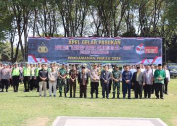 Kawal Pemilu, Polres Bojonegoro Gelar Pasukan Ops. Mantap Brata Semeru 2023 – 2024.