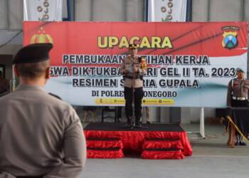 Kapolres Bojonegoro Pimpin Upacara Penerimaan Siswa Latja SPN Mojokerto Polda Jatim