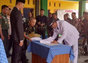 Pj Kades Lebaksari Dilantik, Sekdes Berharap Pemerintahan Desa Berjalan Normal Kembali.