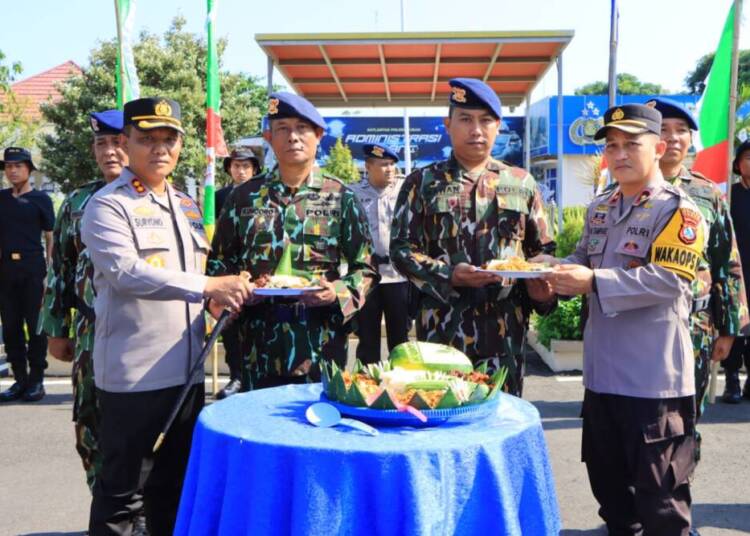 Tasyakuran HUT Brimob ke-78, Kapolres Tuban Tekankan Netralitas Anggotanya dalam Pemilu 2024.