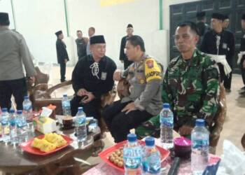 Jumat Curhat, Polres Lamongan Cangkrukan Bareng PSHT.