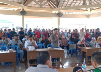 Kades Margoagung – Bojonegoro Penuhi Tuntutan Warga, Sekdes Resmi Diberhentikan.