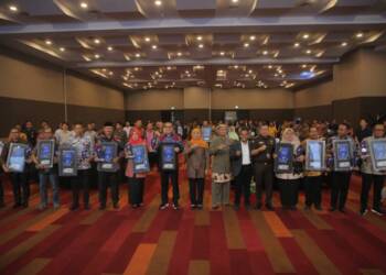 Kabupaten Tuban Raih Penghargaan Pemulihan dan Pertumbuhan Ekonomi Terbaik.