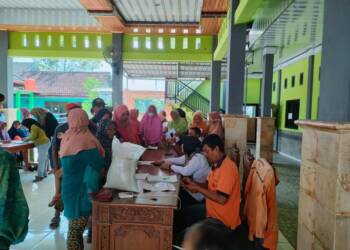 Bantuan Pangan Non Tunai di Kemamang, Warga Berterimakasih.