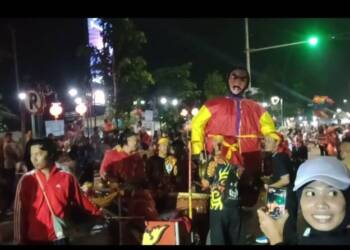 Perayaan Cap Go Meh di Gemerlap Thamrin Bojonegoro, Pengunjung Membludak Pedagang Meraup Untung