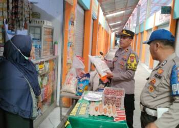 Kapolsek Maduran Pastikan Stok Sembako Aman Jelang Ramadan