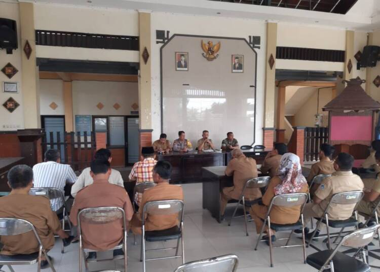 Rakor Jelang Idul Fitri, Kapolsek Maduran Imbau Masyarakat Jaga Sitkamtibmas