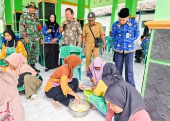 DPMD Bojonegoro Beri Pelatihan, Dukung TMMD 120 di Tambakrejo