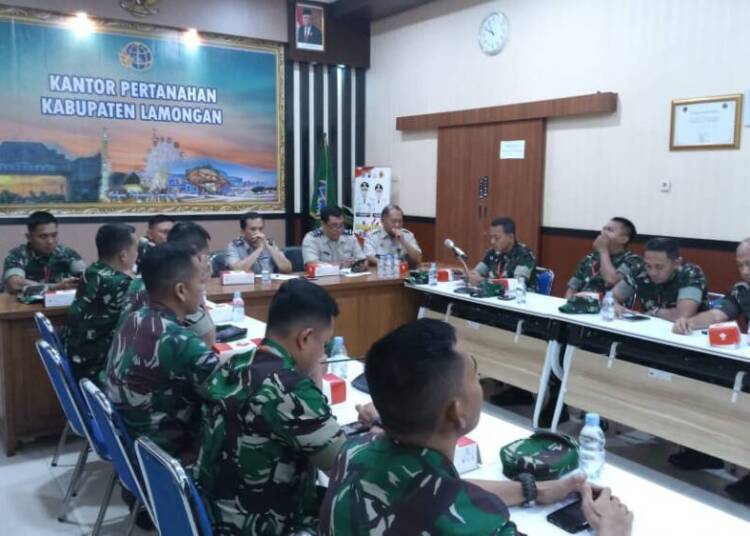 Dikreg Seskoad LXIV Beraudiensi dengan Sejumlah Instansi di Lamongan