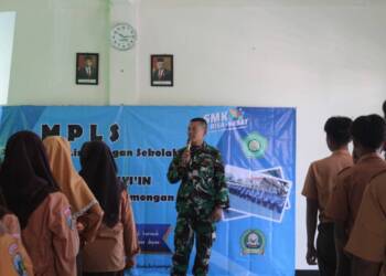 MPLS di SMK Idhotun Nayi’in, Pgs Danramil Kalitengah Beri Wasbang