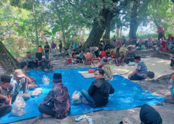 Gending Eling-eling dan Sekar Gadung Warnai Sedekah Bumi Desa Panjang Bojonegoro