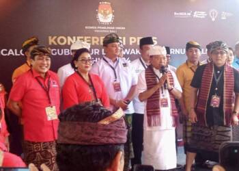 Berkas Dinyatakan Lengkap, Wayan Koster Resmi Mendaftar ke KPU Bali