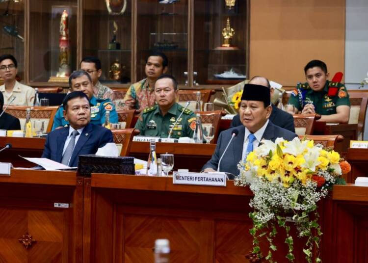 Menhan Rapat Kerja Bersama Komisi I DPR RI