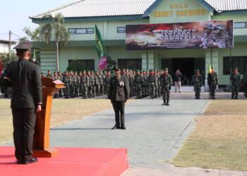 Dandim 0812 Pimpin Upacara HUT ke-79 TNI di Makodim Lamongan