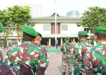 Kepala Staf Korem 084 Pimpin Upacara HUT ke-79 TNI di Makorem