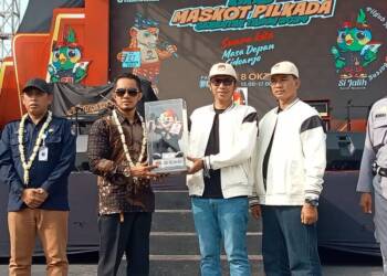 Semarak KPU Sidoarjo Sambut Kirab Maskot Si Jalih